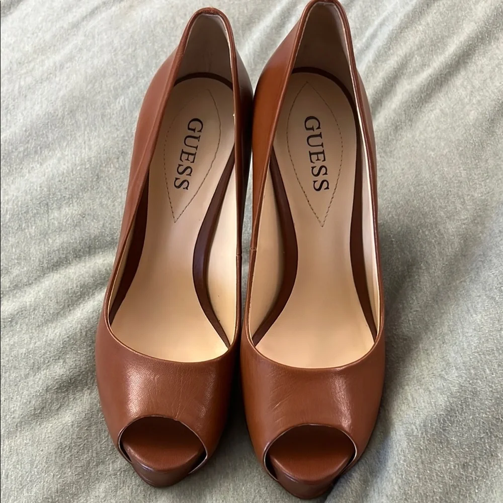 Guess Women's Brown Peep Toe Heels - Picture 2 of 6